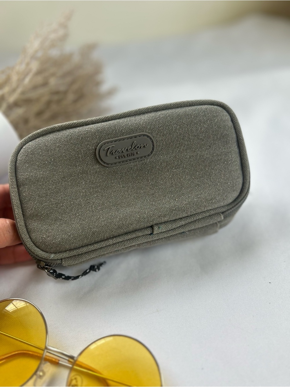 Olive Green Canvas Travelon Organizer Pouch - Picture 2 of 7